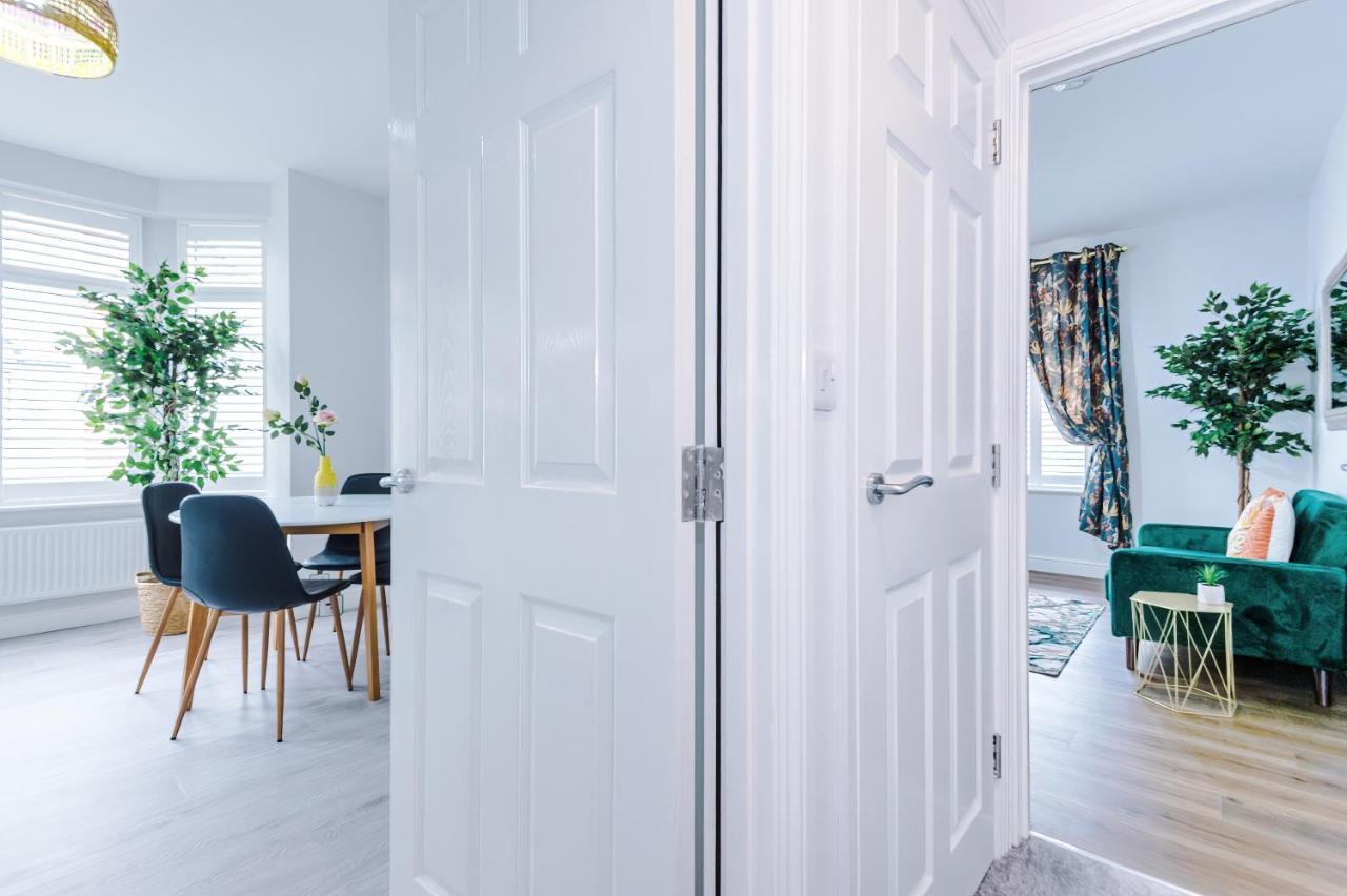 Parkview Place Serviced Apartment Coventry Esterno foto