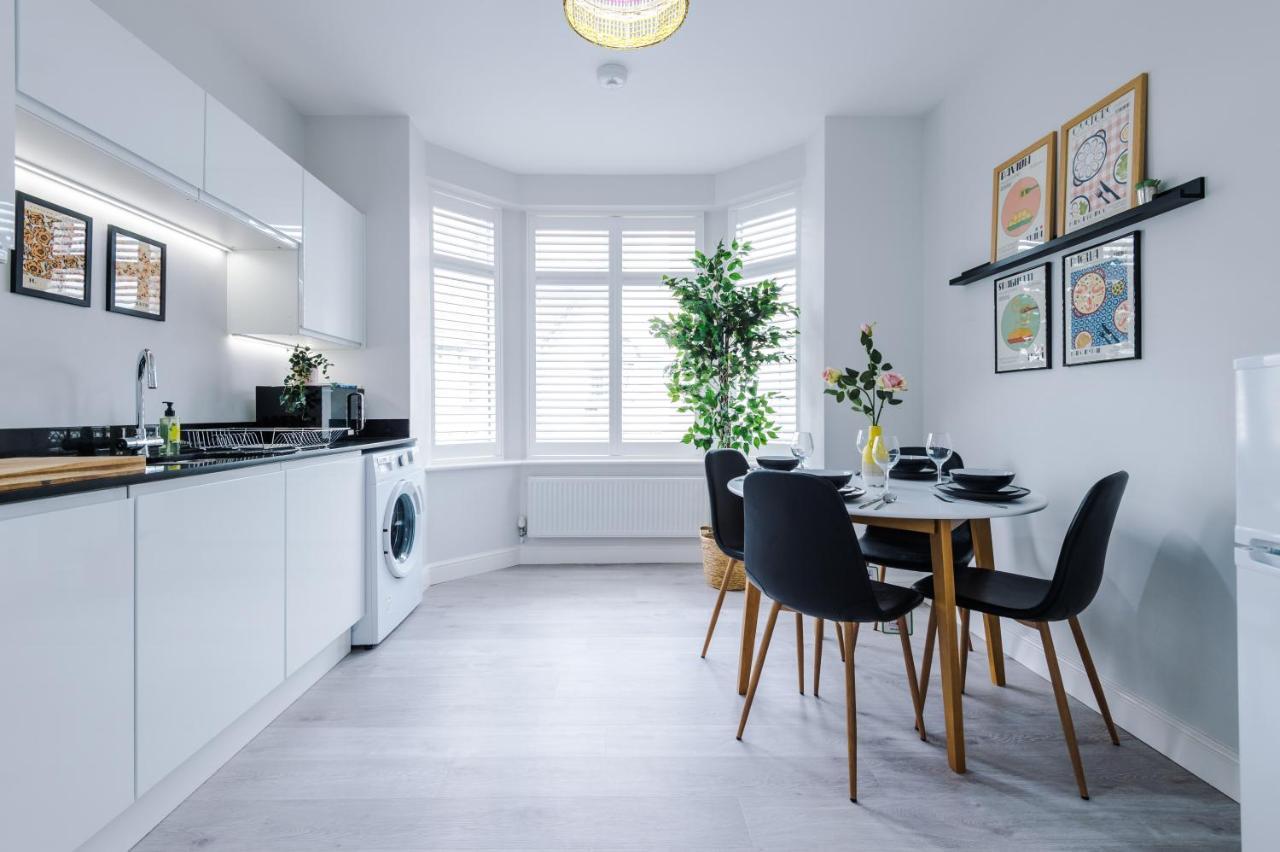 Parkview Place Serviced Apartment Coventry Esterno foto